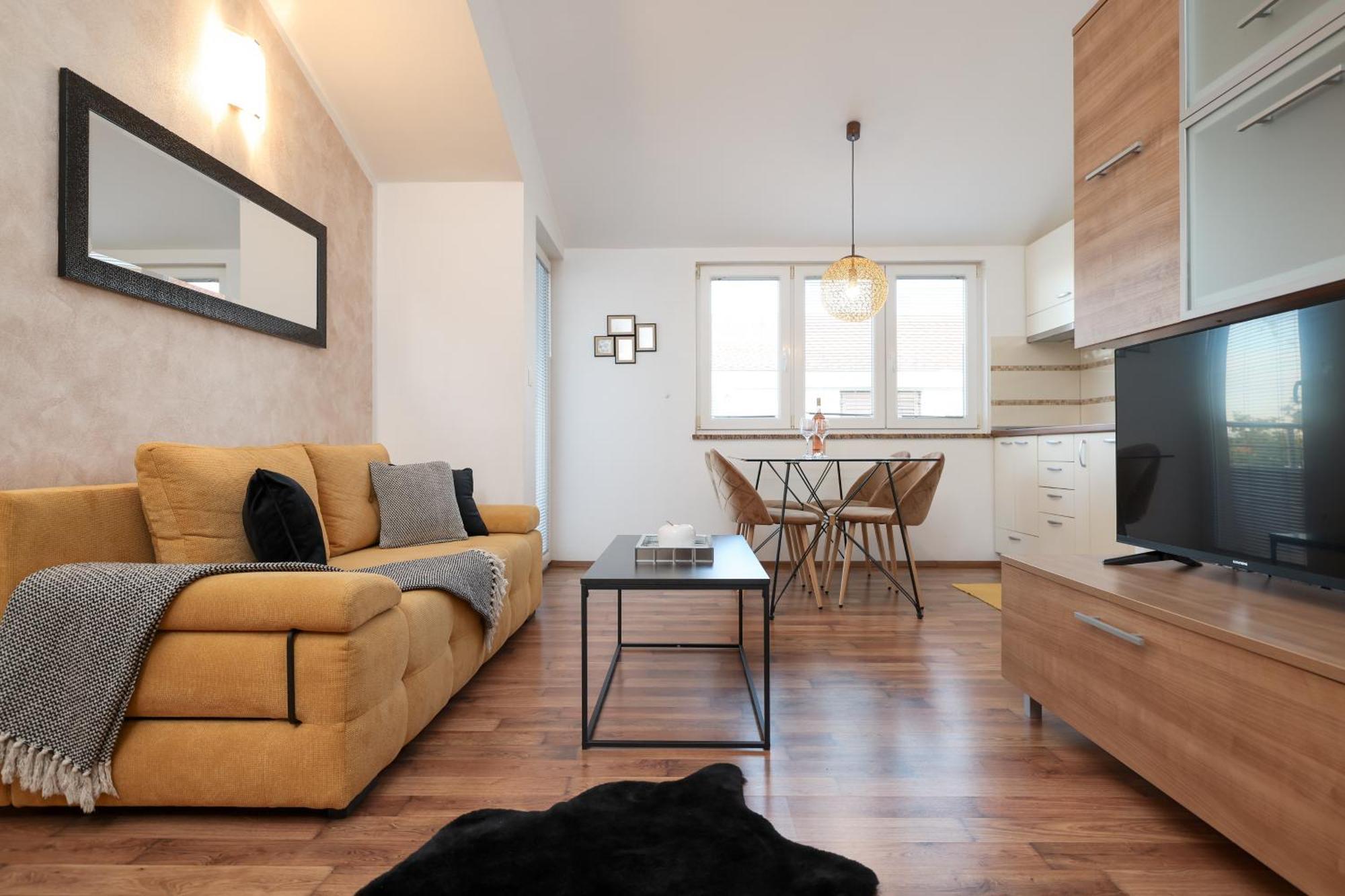 Apartments Anita ニン エクステリア 写真